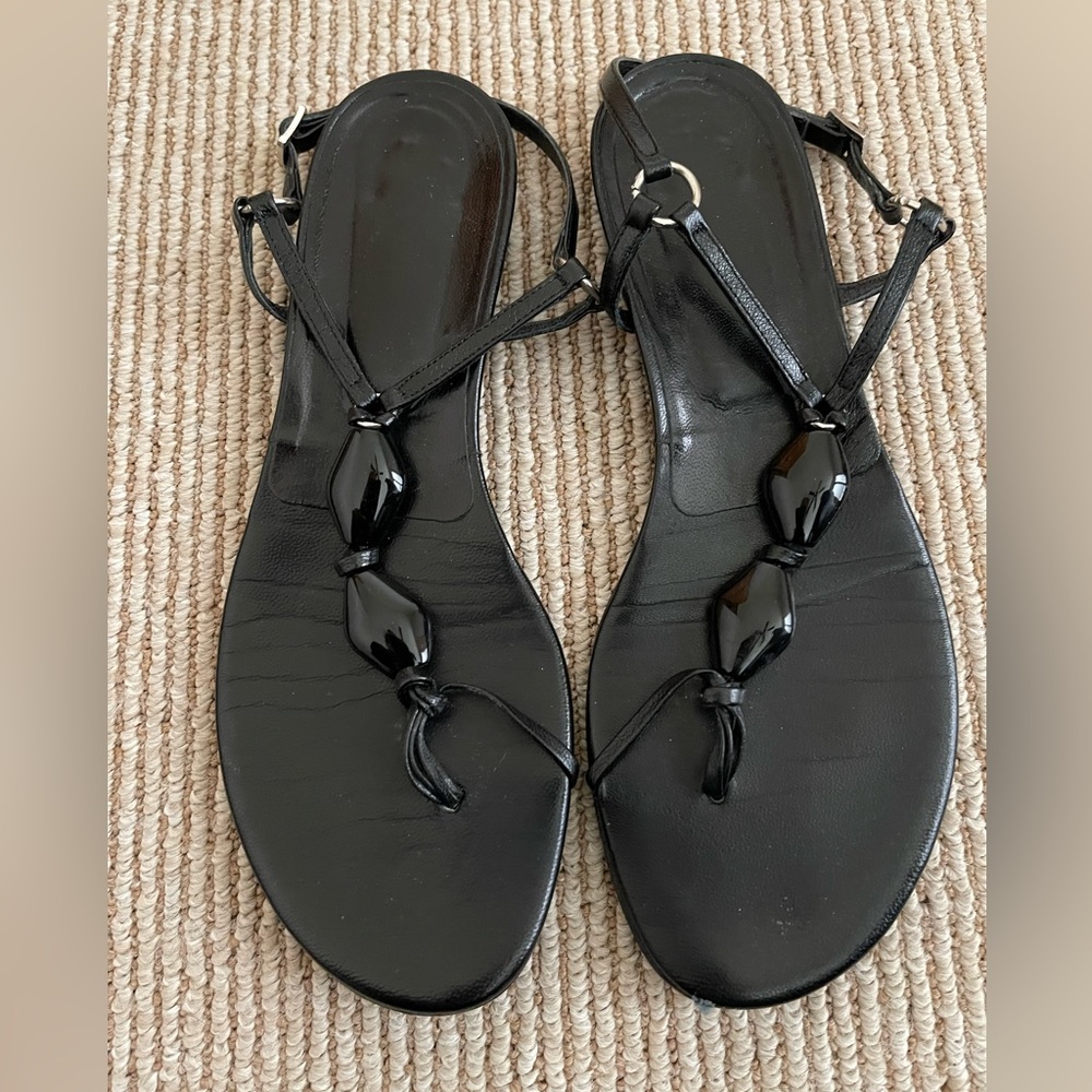 Leather thong sandals. Size 7 M